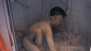 peeping in the shower (Casey Donovan) (David Gallagher) - 15 image