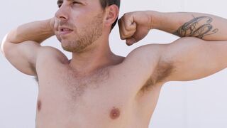 Muscle Jock Rails Gorgeous Hunk - Carter Woods, Elliot Finn - NextDoorBuddies - 2 image