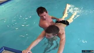 Twinks Kyle Martin and Jon Janes ass fuck after swimming - 2 image