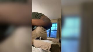 Khi Lavene fucks before work - 12 image