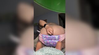 Diaper boy trying his new thrusting dildo - 6 image