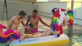 Orgy in the swimming pool with Xisco, Bonybabyron, Marcus, Fran Bianci, Aytor Wilde - 8 image