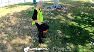 MenPov Park Worker Gets Picked Up For Sex - 4 image