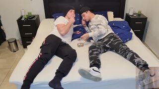 Gay couple smoking, kissing, wanking their big dicks, blowing and cumming on the ashtray - 4 image