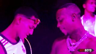 Party at the mansion! - 5 image