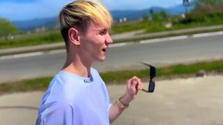 Nick Lewis Convinced a Handsome Straight Guy to Give Him a Bliwjob for Funds on a Beach