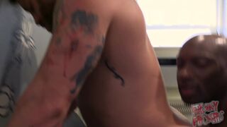 Fucking Breeding Tatted Muscle Ass - 6 image