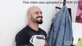 Behind the scenes of a photo shoot!