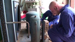 Amateur Outdoor Fucker in Raw Fetish Fun - 2 image