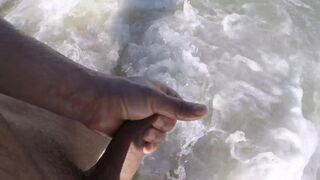 Horny at beach and found a guy to make me cum