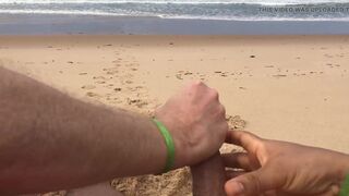 Horny at beach and found a guy to make me cum