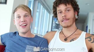 Parker Michaels' tight ass drilled deep by Jay Fine's hot mouth and facial