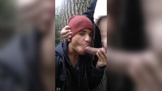 Watch this guy give a sloppy blowjob to a straight guy in this hot video - 8 image