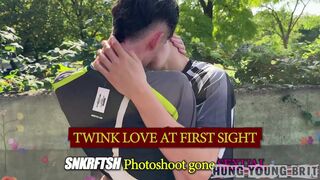 Julien & Elliot Thomas take on a massive schlong & share a hot load