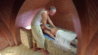 Falcon Al & Kit Belove take a hard pounding from a sweaty masseur in the bathhouse