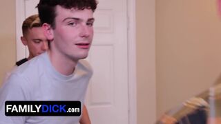 Carter DelRey & Hunter share Thanksgiving feast with stepdad's massive cock in hot threesome - 3 image