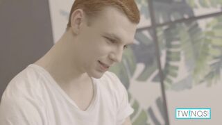 Michael P uses a massive glass dildo to suck and fuck his way to a creamy surprise! - 3 image