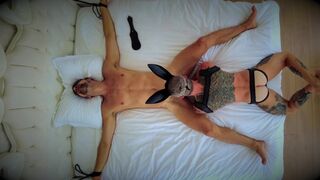 Kit Belove dominates his well-endowed amateur boy toy with his long, muscular body - 6 image