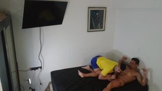 Nerd Lolzeiro goes wild with Brazilian fans during game time - 13 image