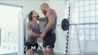 Taboomale - Hawt Tattooed Rod Archer Croft had a Desirous Pont Of Time with Riley Mitchel at Gym - 2 image